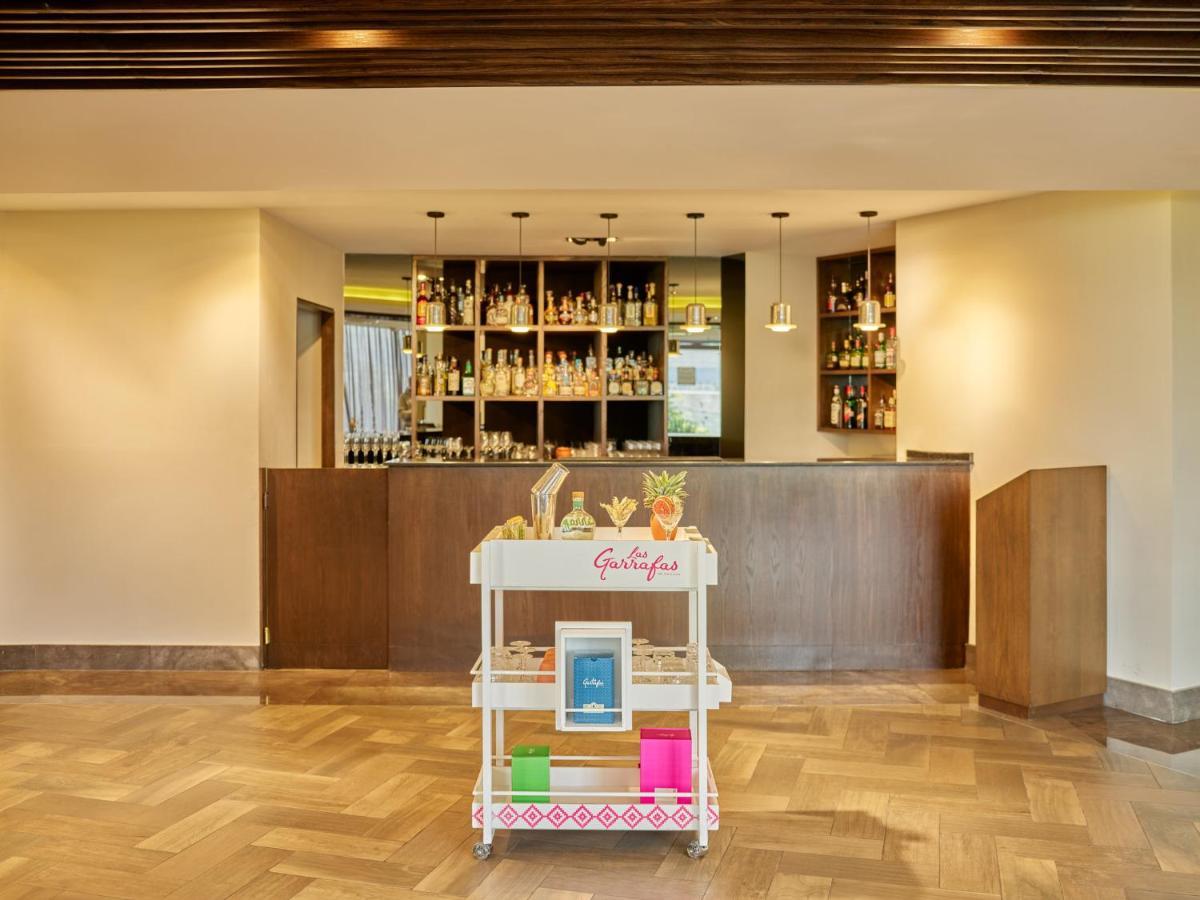 מקסיקו סיטי Fiesta Americana Reforma מראה חיצוני תמונה The bar at the hotel